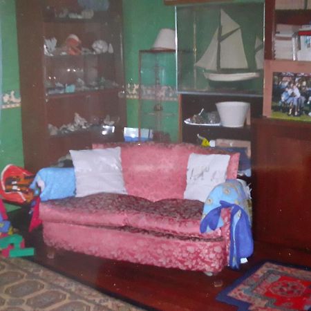Peti Kaz Hotel Saint-Seurin-sur-l'Isle Екстериор снимка